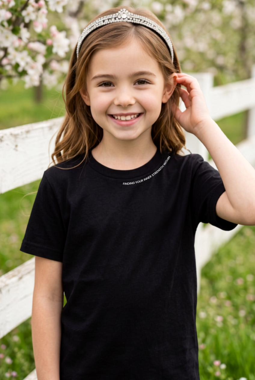 Youth Just Pray Tee in Black